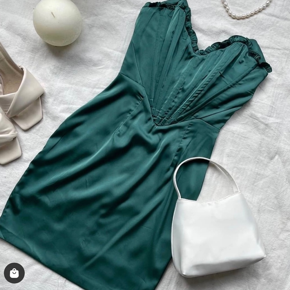 * SOLD * Hello Molly Kings And Queens Dress Jade